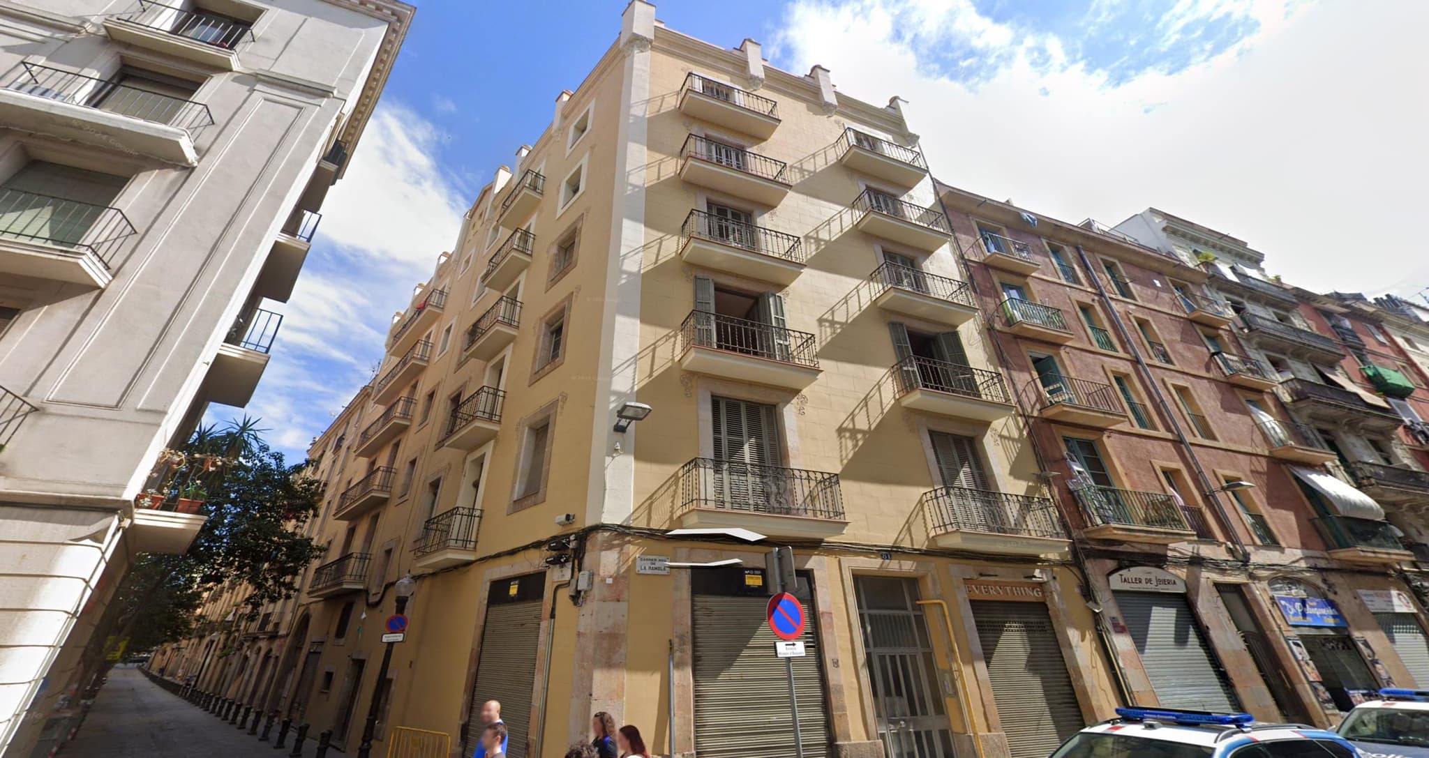 EDIFICIO EN RENTABILIDAD (1.944 M2)